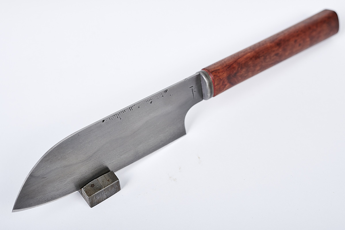 handgemachtes Küchenmesser Santoku mit Holzgriff
